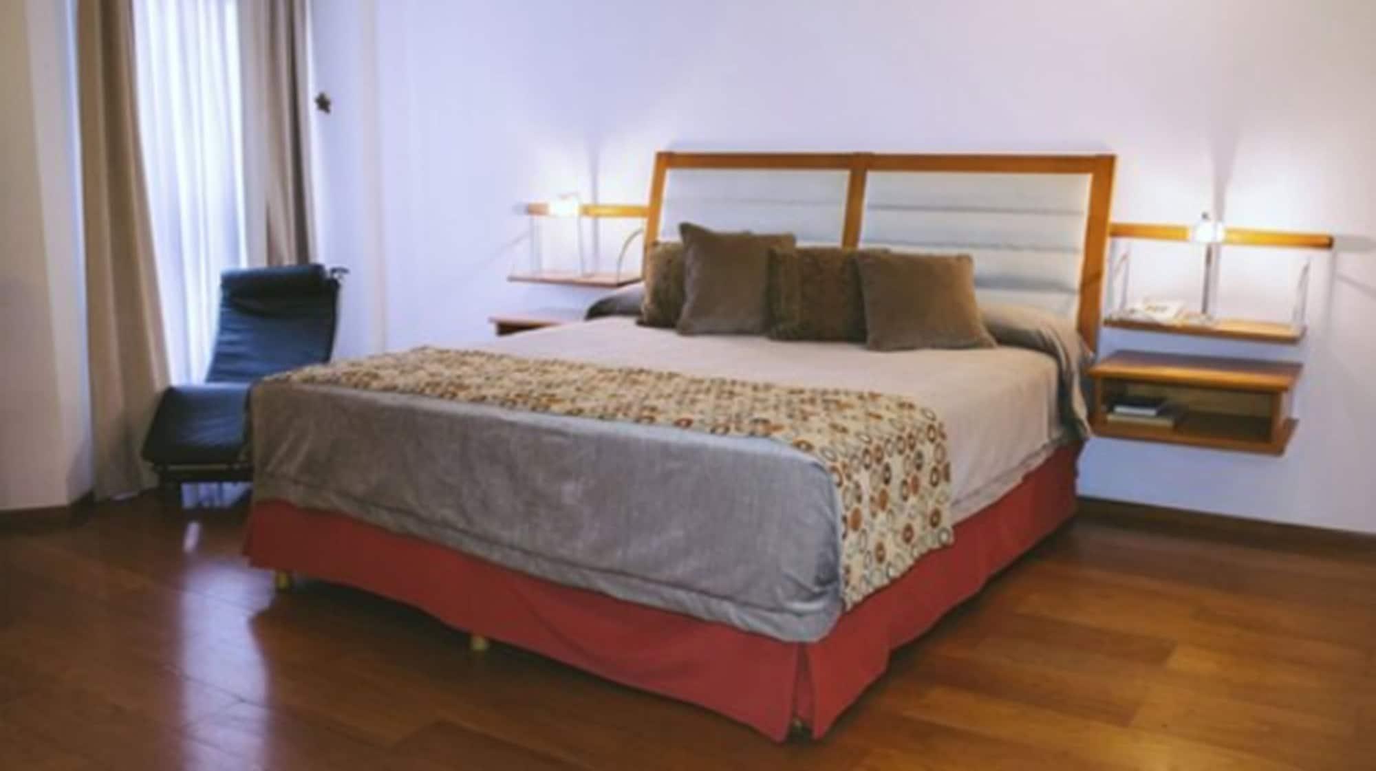 Howard Johnson Hotel Rosario